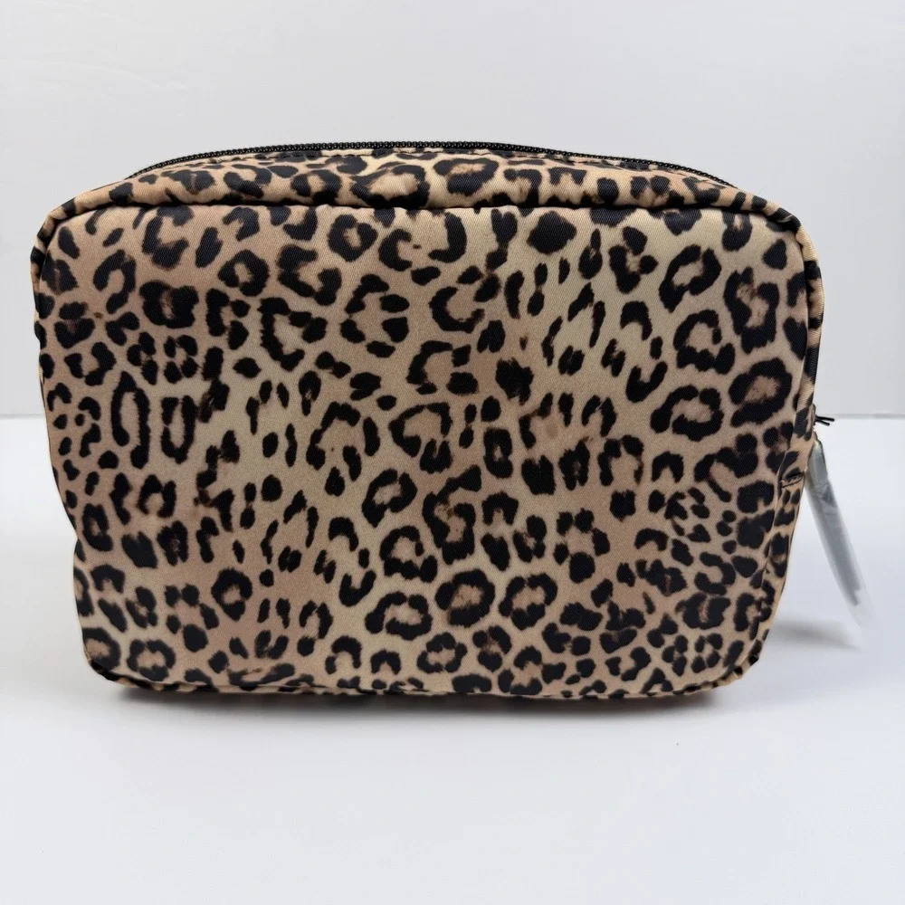 Victoria's Secret Leopard Travel Makeup Pouch Cosmetic Bag Zip Case NWT